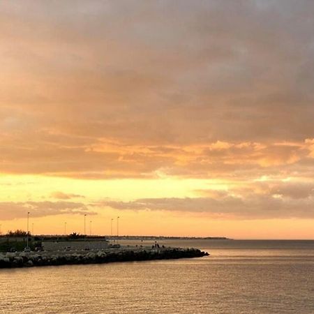 バーリLa Cementina Sul Mareアパートメント エクステリア 写真